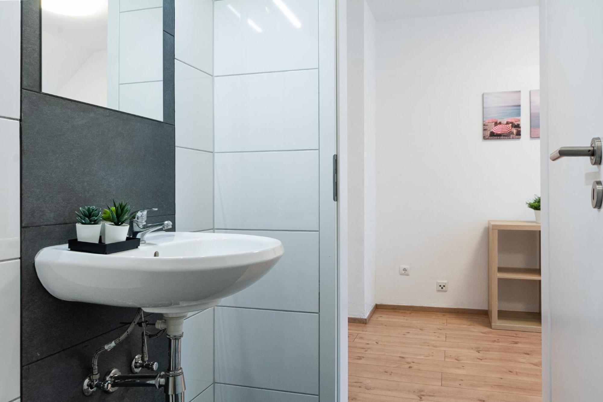 T&K Apartments - Apartments 20 Min To Messe Dus Krefeld Extérieur photo